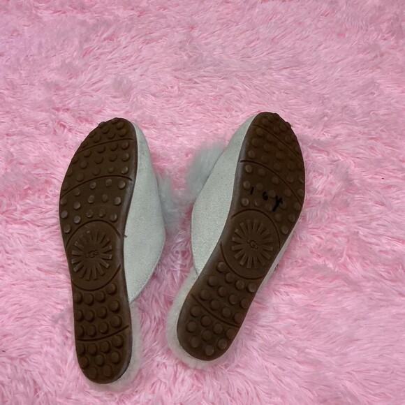 Light Blue Off White Ugg slide on flats - Picture 6 of 6